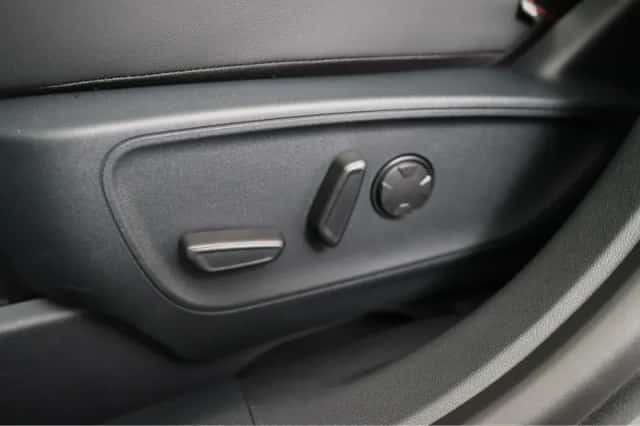 Ford Kuga (2026) thumbnail 6