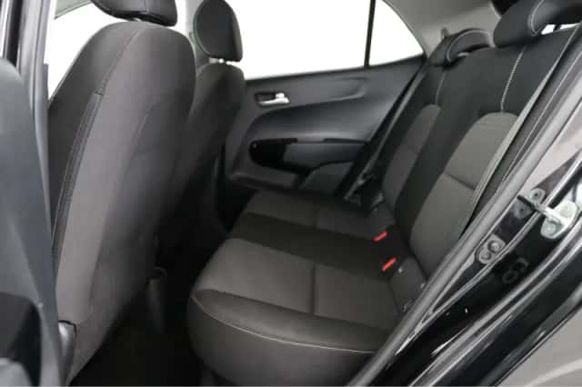 Kia Picanto (2022) thumbnail 24