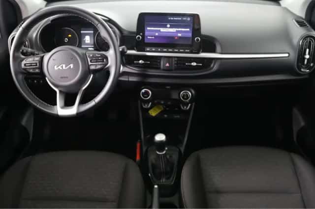 Kia Picanto (2022) thumbnail 4