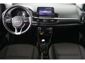 Kia Picanto (2022) thumbnail 4