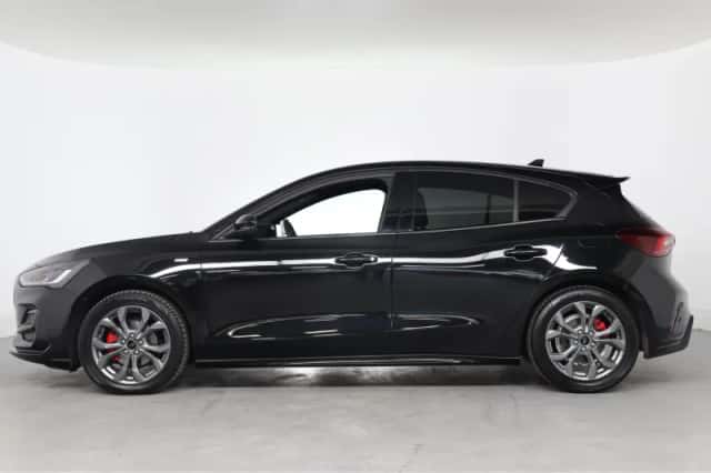 Ford Focus (2024) thumbnail 2