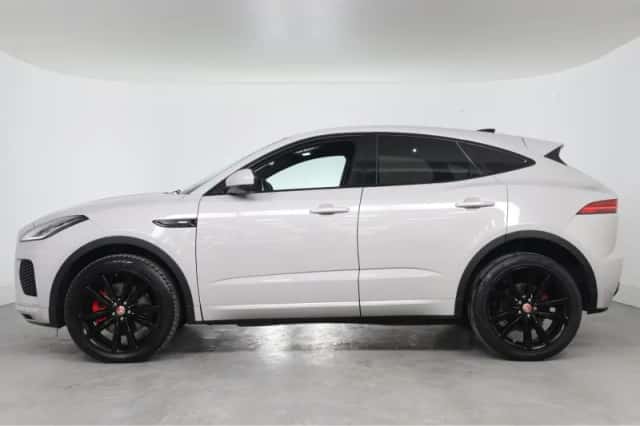 Jaguar E-Pace (2018) thumbnail 2