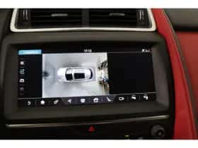 Jaguar E-Pace (2018) thumbnail 12