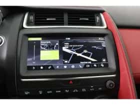 Jaguar E-Pace (2018) thumbnail 14