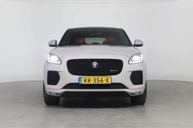 Jaguar E-Pace (2018) thumbnail 16