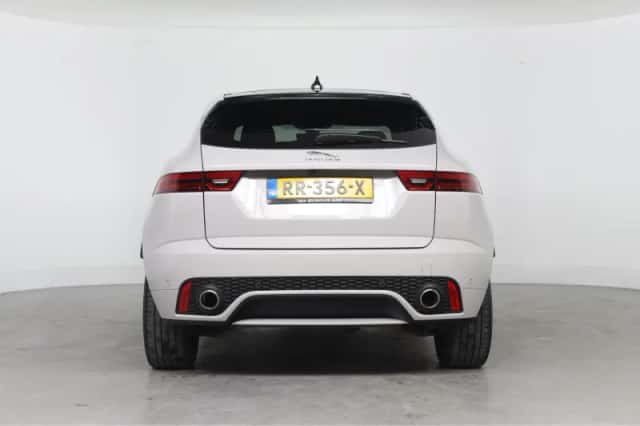 Jaguar E-Pace (2018) thumbnail 17