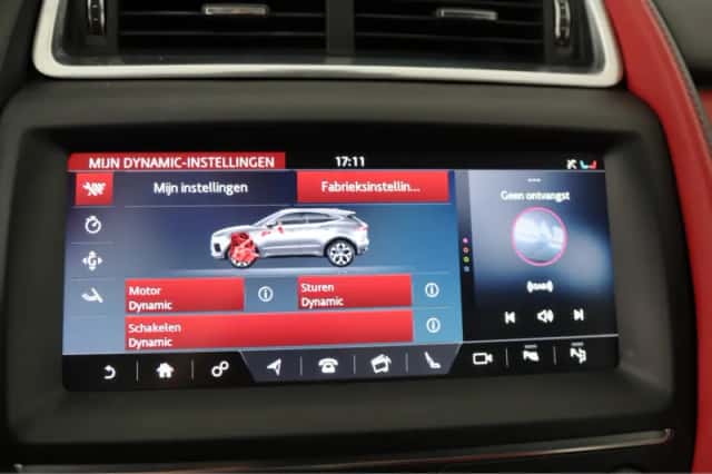 Jaguar E-Pace (2018) thumbnail 19