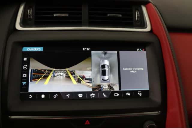 Jaguar E-Pace (2018) thumbnail 22
