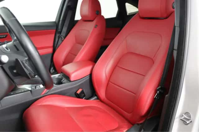 Jaguar E-Pace (2018) thumbnail 30