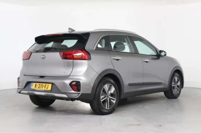 Kia Niro (2021) thumbnail 3