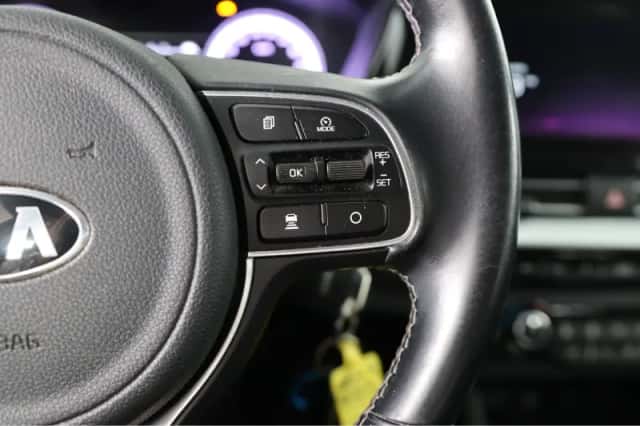 Kia Niro (2021) thumbnail 24
