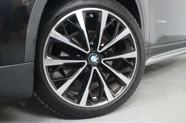 BMW X1 (2018) thumbnail 11