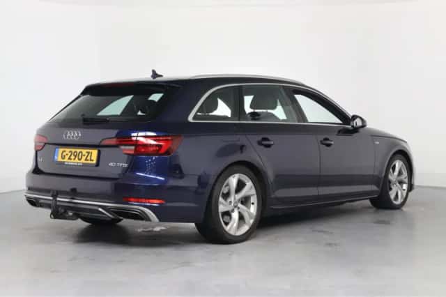 Audi A4 (2020) thumbnail 3