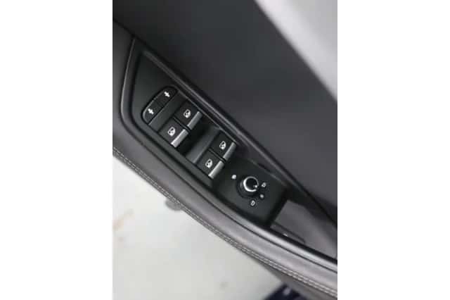 Audi A4 (2020) thumbnail 26
