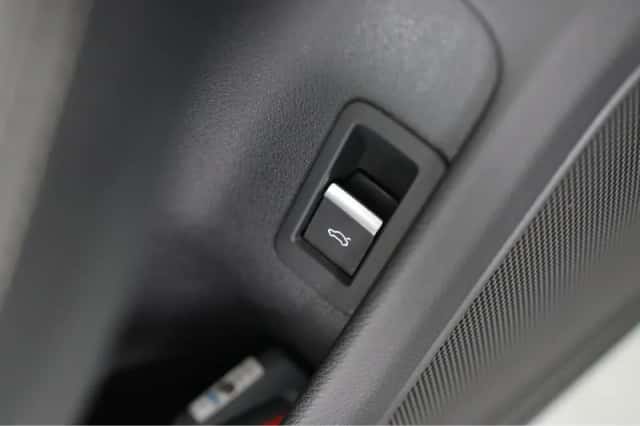 Audi A4 (2020) thumbnail 27