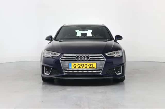 Audi A4 (2020) thumbnail 4