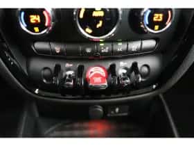 MINI Clubman (2019) thumbnail 30
