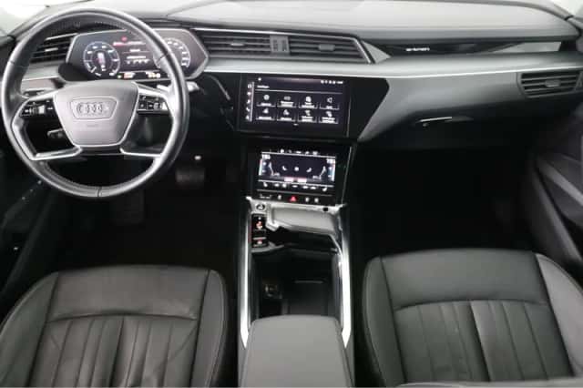 Audi e-tron (2020) thumbnail 9