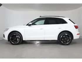 Audi Q5 (2021) thumbnail 2