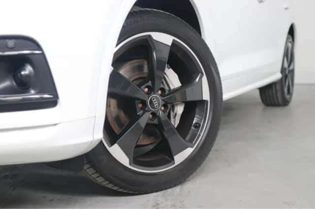 Audi Q5 (2021) thumbnail 11