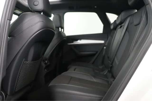 Audi Q5 (2021) thumbnail 25
