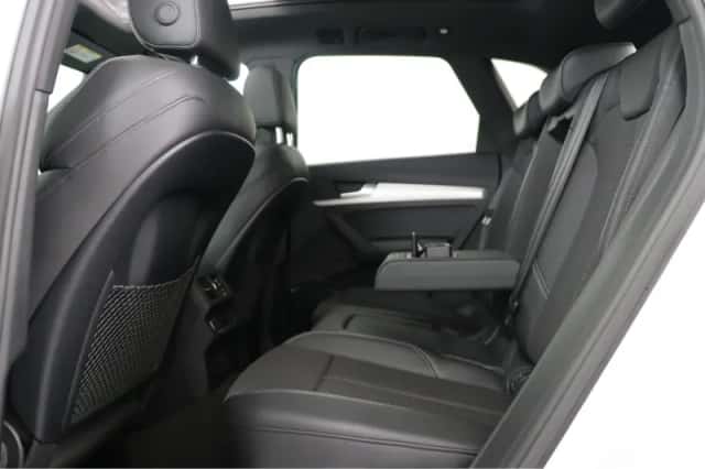 Audi Q5 (2021) thumbnail 26