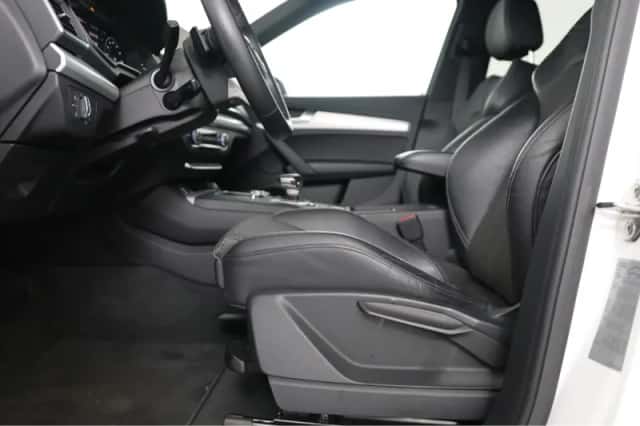 Audi Q5 (2021) thumbnail 30