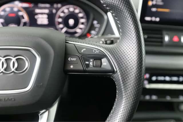 Audi Q5 (2021) thumbnail 35