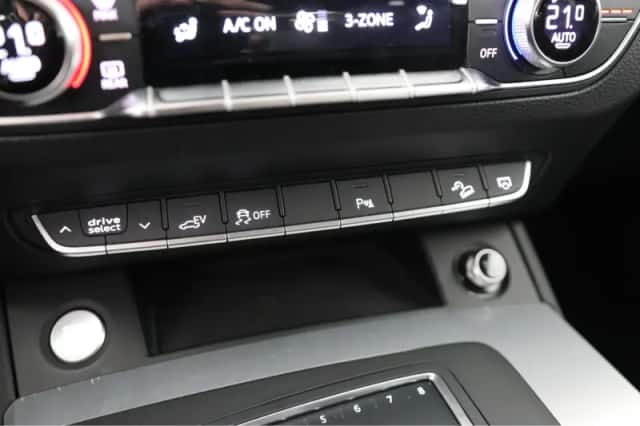 Audi Q5 (2021) thumbnail 40