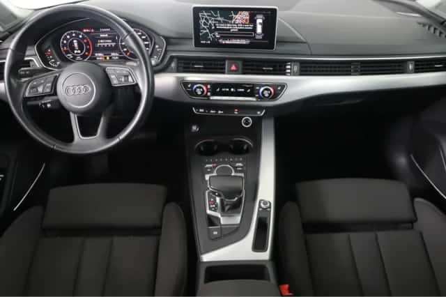 Audi Q5 (2021) thumbnail 5