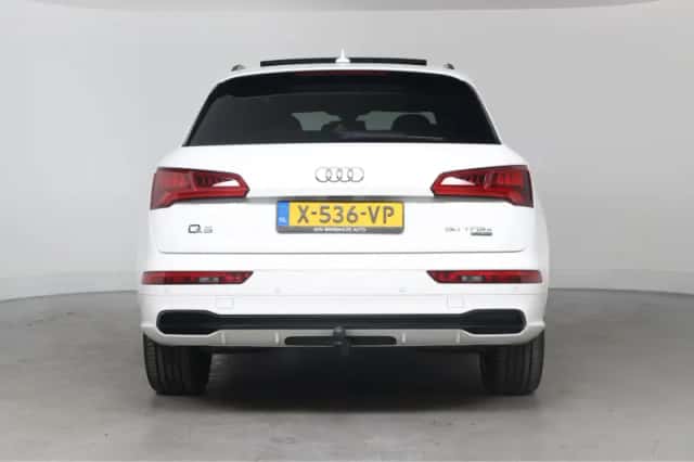 Audi Q5 (2021) thumbnail 9