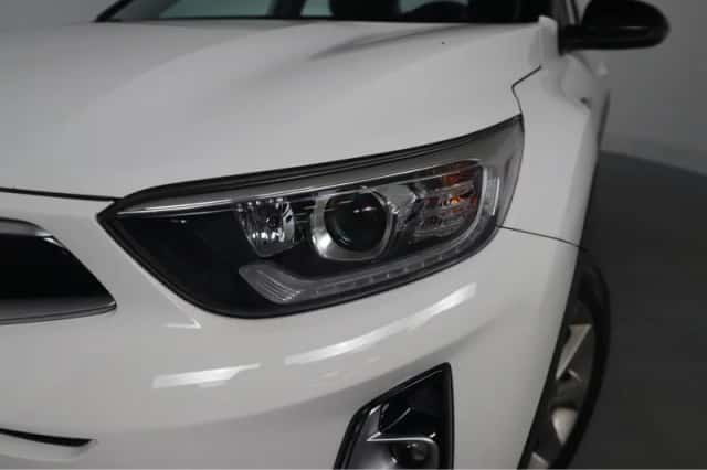 Kia Stonic (2021) thumbnail 18
