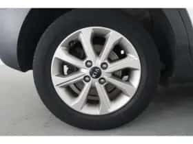 Kia Stonic (2021) thumbnail 19