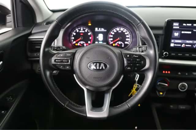 Kia Stonic (2021) thumbnail 21
