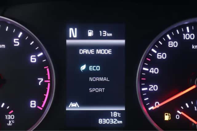 Kia Stonic (2021) thumbnail 27