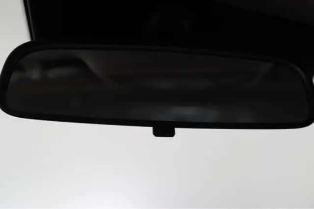 Kia Stonic (2021) thumbnail 33