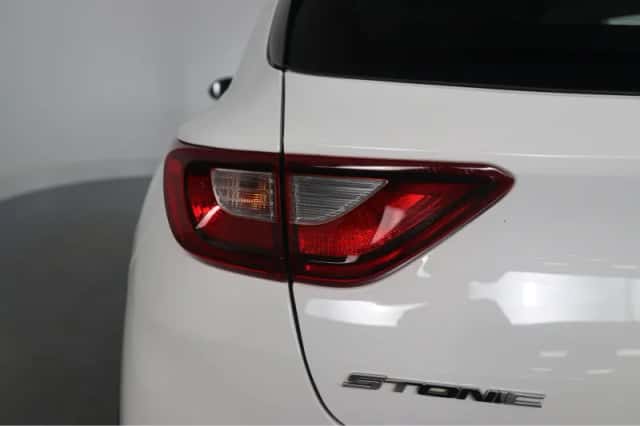 Kia Stonic (2021) thumbnail 36