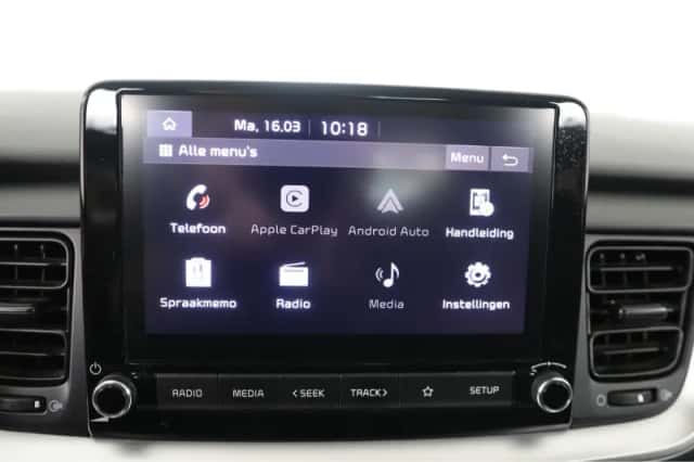 Kia Stonic (2021) thumbnail 10