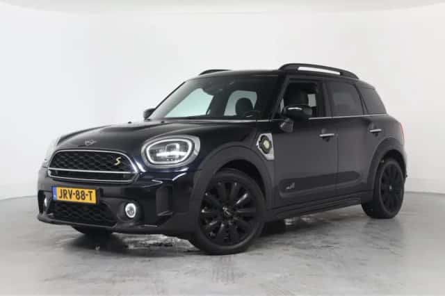 MINI Countryman (2023) thumbnail 1