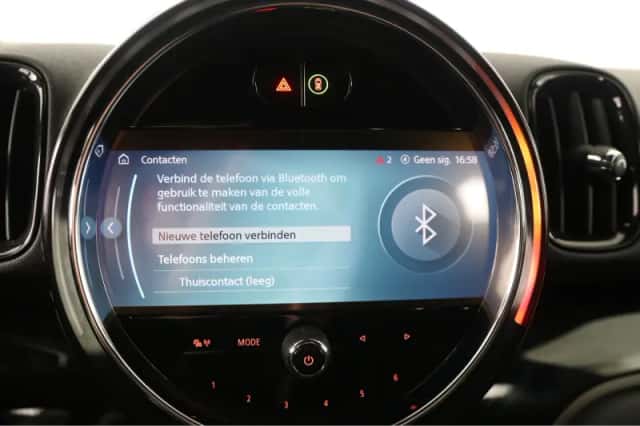MINI Countryman (2023) thumbnail 16