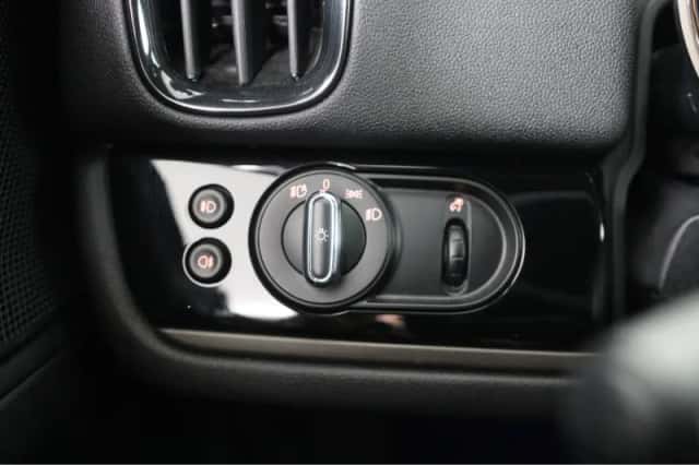 MINI Countryman (2023) thumbnail 32
