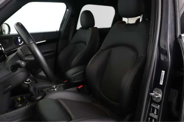 MINI Countryman (2023) thumbnail 9