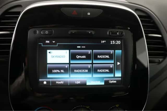 Renault Captur (2019) thumbnail 11