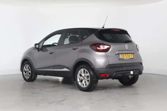 Renault Captur (2019) thumbnail 3