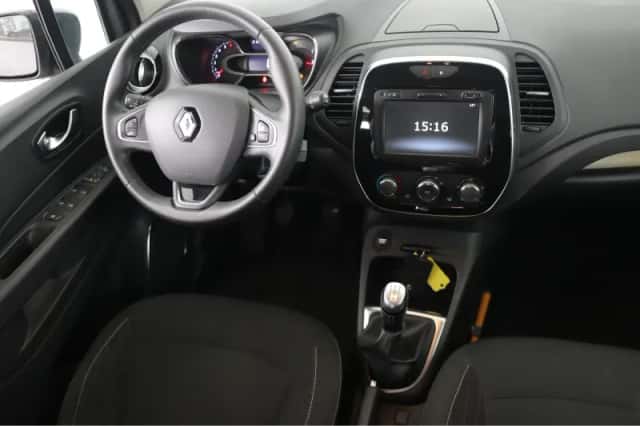 Renault Captur (2019) thumbnail 21