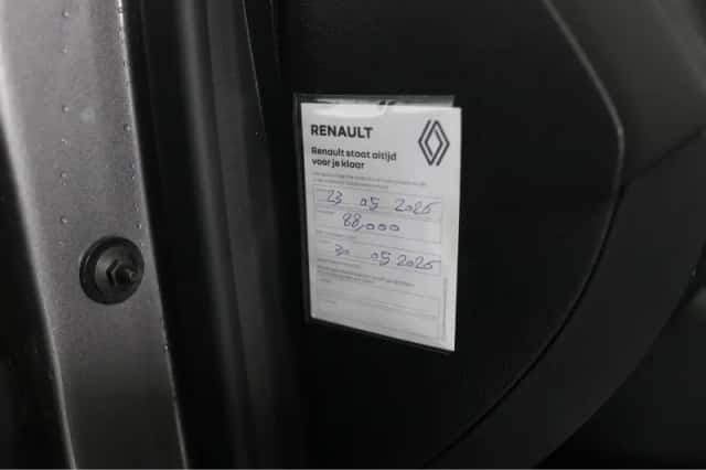 Renault Captur (2019) thumbnail 25