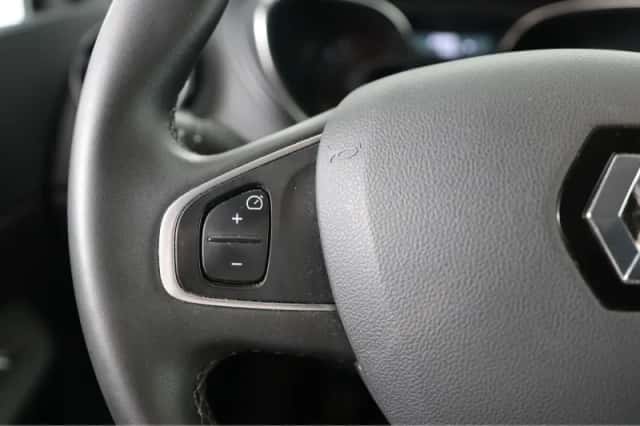 Renault Captur (2019) thumbnail 27
