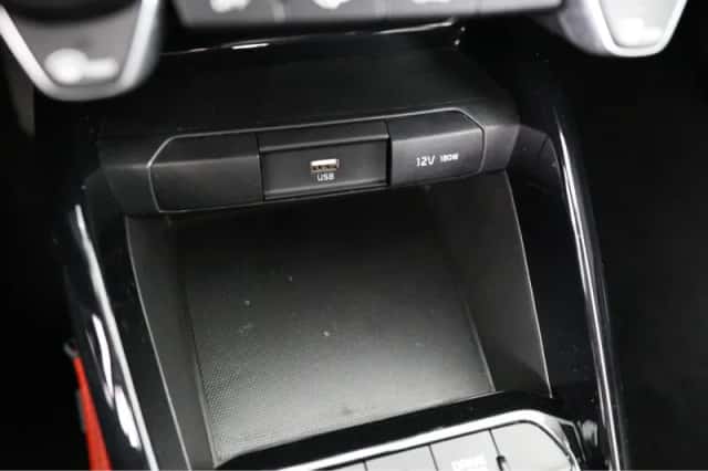 Kia Stonic (2023) thumbnail 33