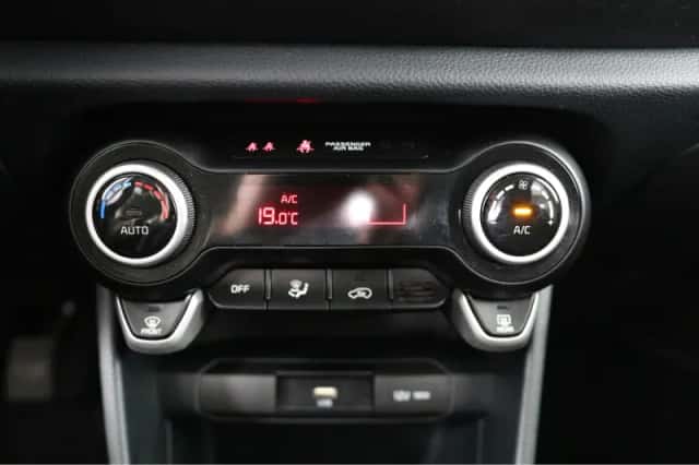 Kia Picanto (2021) thumbnail 12