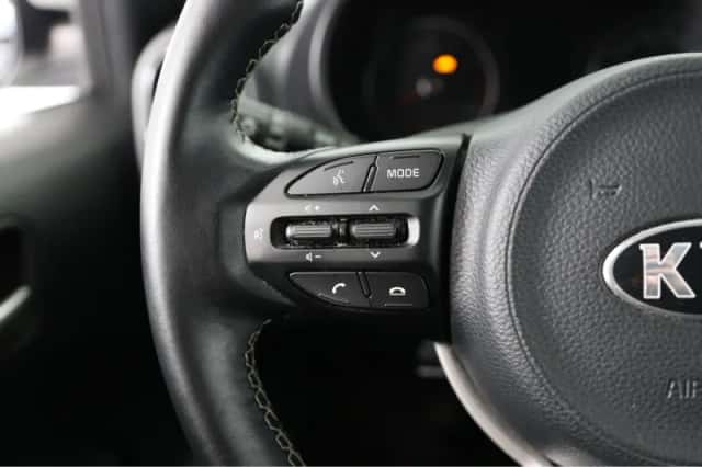 Kia Picanto (2021) thumbnail 17